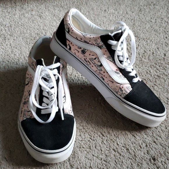 Vans Shoes - Van's Peanuts Shoes